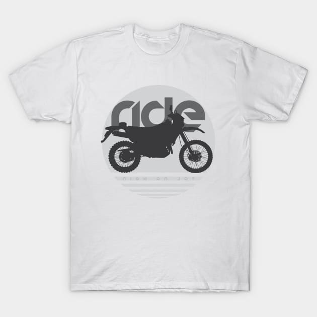 Ride dr-z400e sun T-Shirt by NighOnJoy